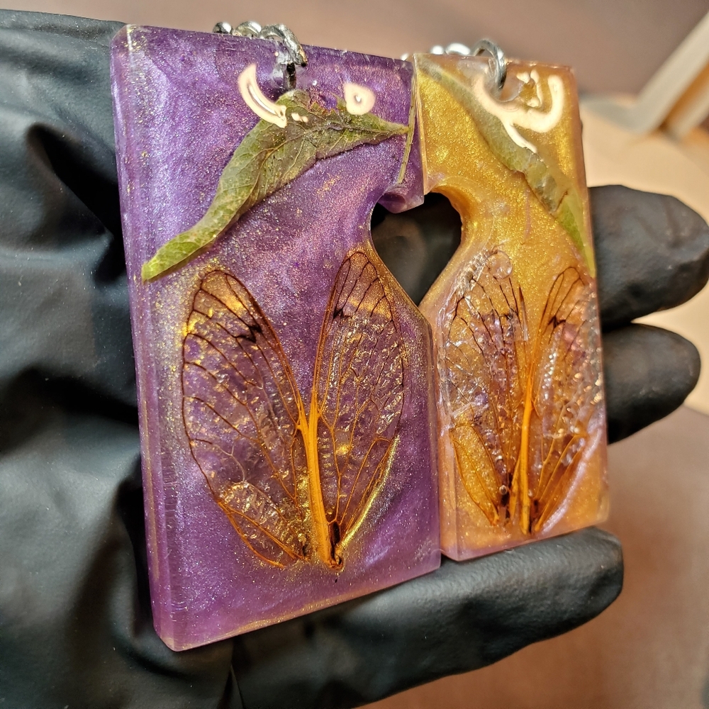 Handmade nature's wing resin keychain & earring set - unique couple gift